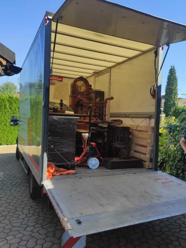 Bezpieczny transport antyków i wyposażenia